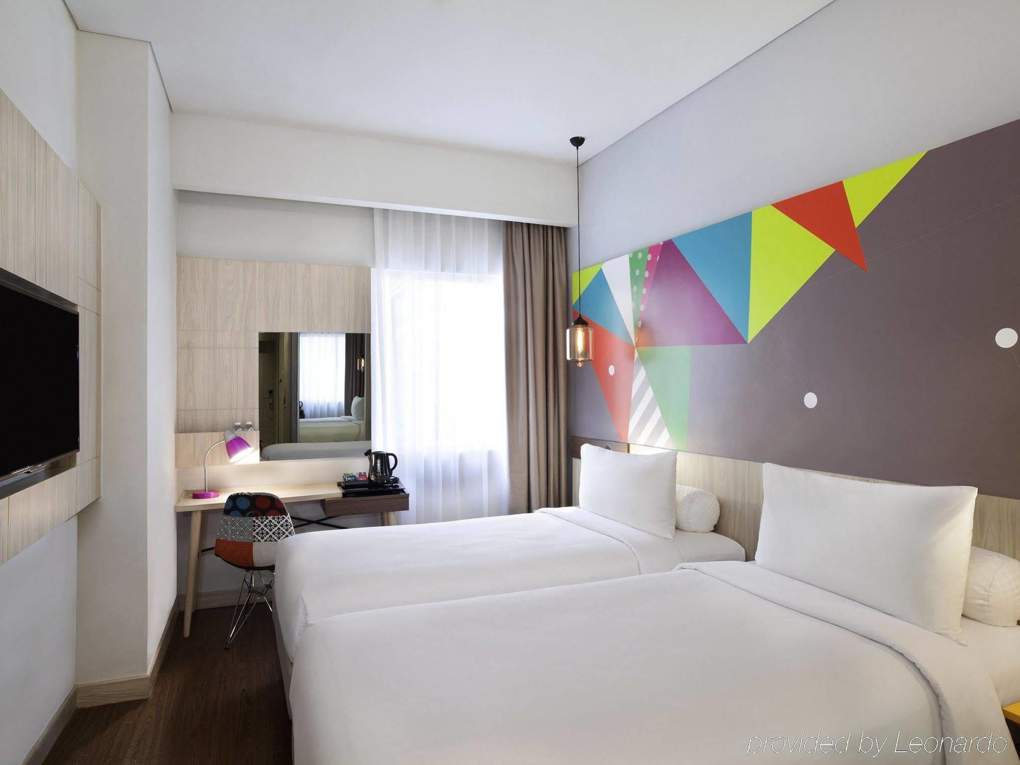 ไอบิส สไตล์ จาการ์ต้า ซุนเตอร์ Hotel จาการ์ตา ภายนอก รูปภาพ